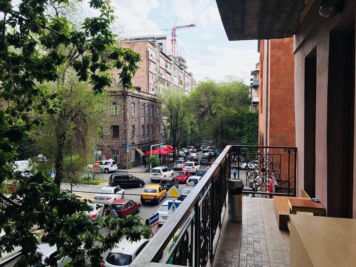 Little Manila Hostel & Tours N Ave Yerevan Exterior photo